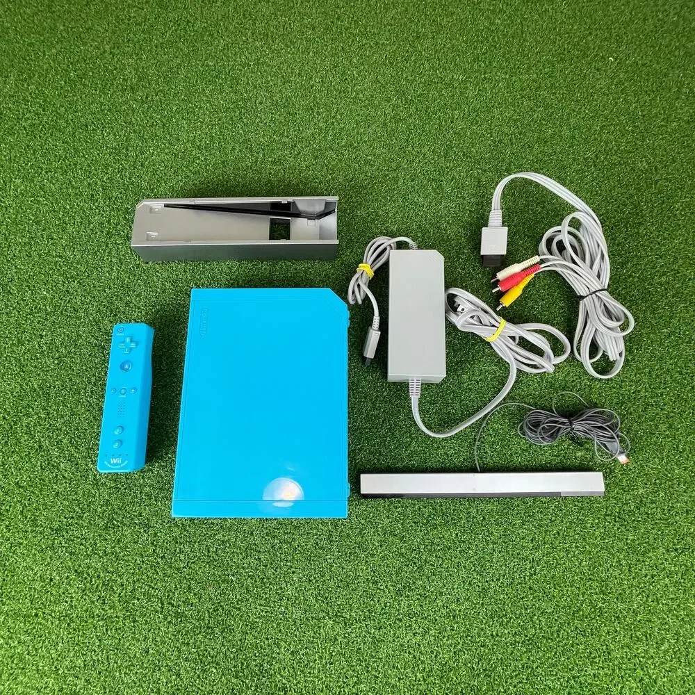 Nintendo Wii Blue Console Bundle OEM Blue Remote RVL-101 Tested Complete Cords